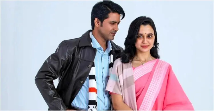 সাড়ে ৪ লাখ ডলারেরও বেশি আয় করে ইতিহাস গড়লো ‘বনলতা এক্সপ্রেস’