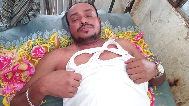 খুলনায় বিএনপি কার্যালয়ে ঢুকে যুবদল নেতাকে গুলি