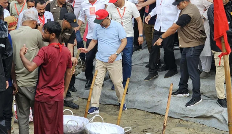 বাবার খনন করা সেই ‘ধরার খাল’ পুনঃখননের উদ্বোধন করেছেন প্রধানমন্ত্রী