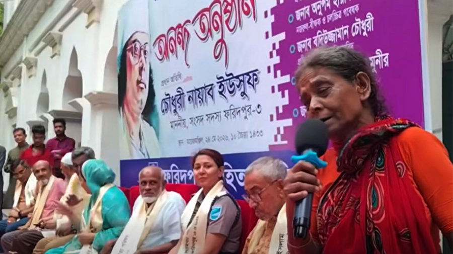 ভবঘুরে ‘লাইলি খালা’র গানে মুগ্ধ নেটিজেনরা