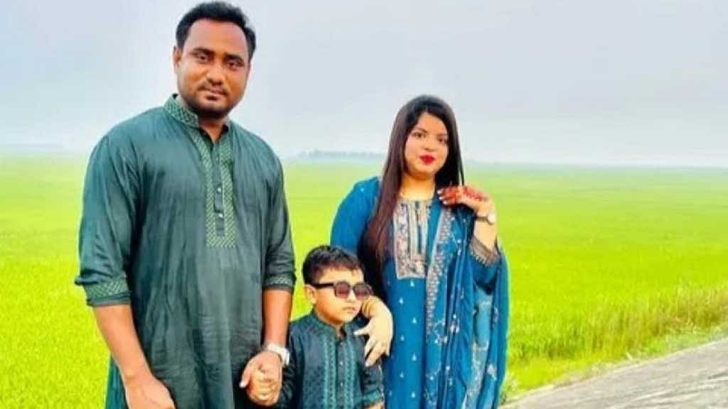 কিশোরগঞ্জে সড়ক দুর্ঘটনায় স্বামী-স্ত্রী ও একমাত্র সন্তান নিহত