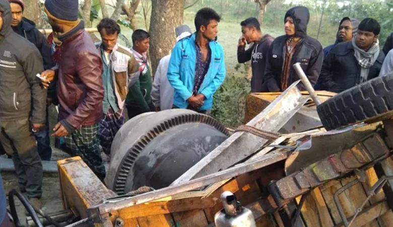 গোপালগঞ্জে সড়ক দুর্ঘটনায় নিহত ৫