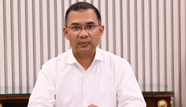ঈদের আনন্দ ভাগাভাগি করতে সেনানিবাসে প্রধানমন্ত্রী