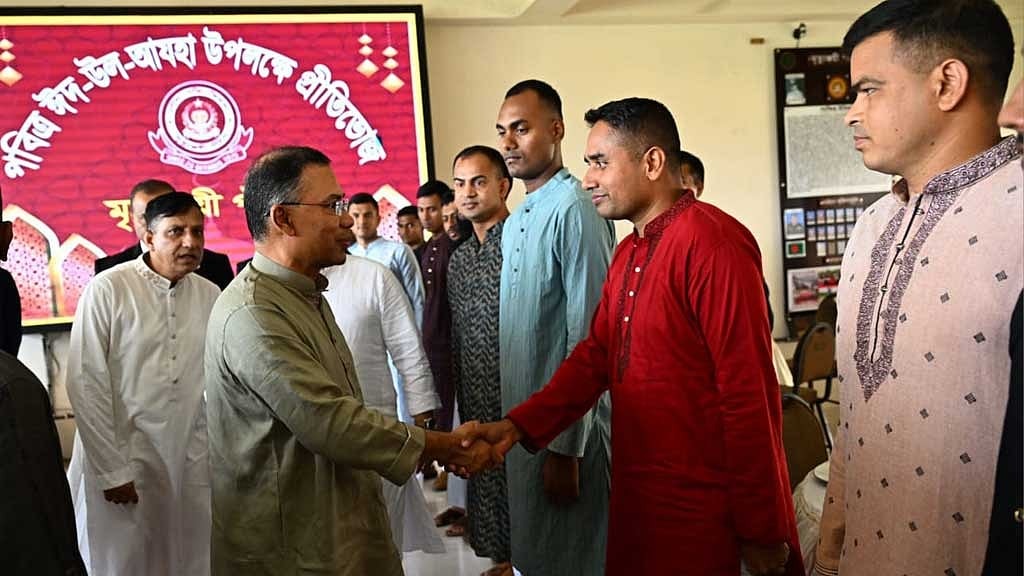সবার সহযোগিতায় কাঙ্ক্ষিত বাংলাদেশ গড়ার আশাবাদ প্রধানমন্ত্রীর