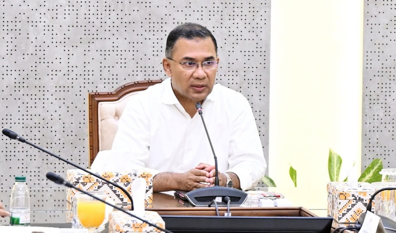 মশা নিধন শিখতে বিদেশে যাওয়ার প্রয়োজন নেই, ডোবার পাশে বসলেই উপায় বের হবে