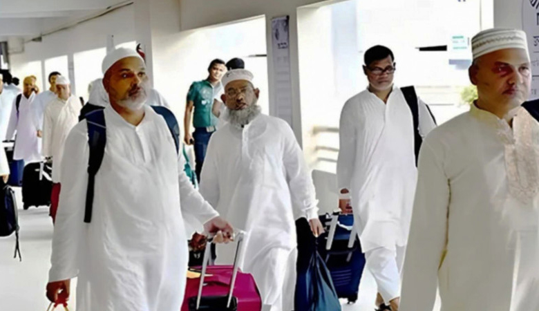 দেশে ফিরেছেন ১৭ হাজারের বেশি বাংলাদেশি হাজি