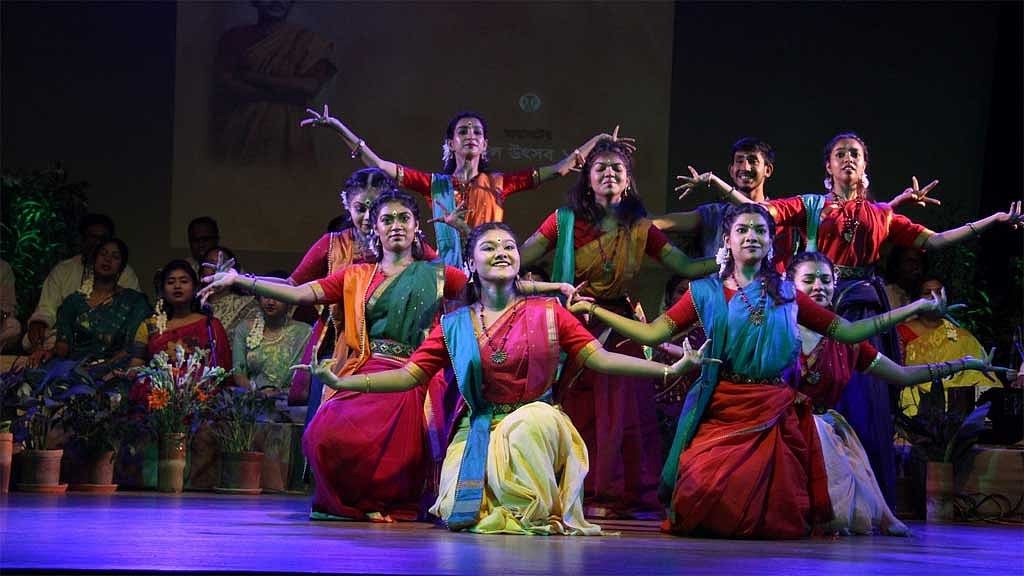 গান-কবিতায় শুরু ছায়ানটের নজরুল উৎসব