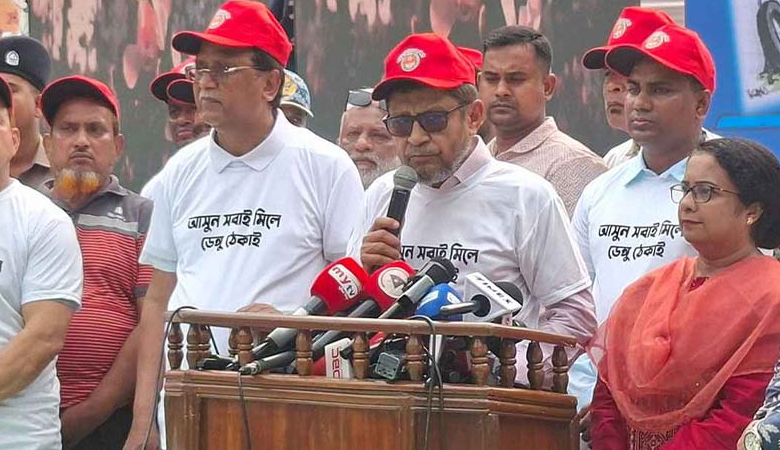 এবারের ডেঙ্গুর রূপ হবে ভয়াবহ, হতে পারে রক্তক্ষরণ: স্বাস্থ্যমন্ত্রী