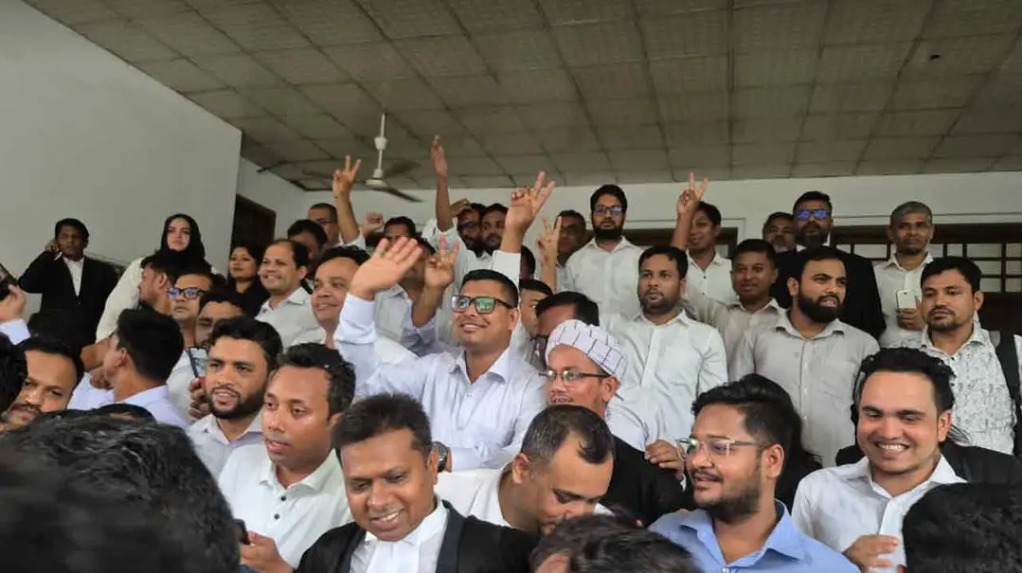 বার কাউন্সিলের ফল বাতিল অবৈধ, প্রথম রিভিউয়ে উত্তীর্ণদের মৌখিক পরীক্ষার নির্দেশ