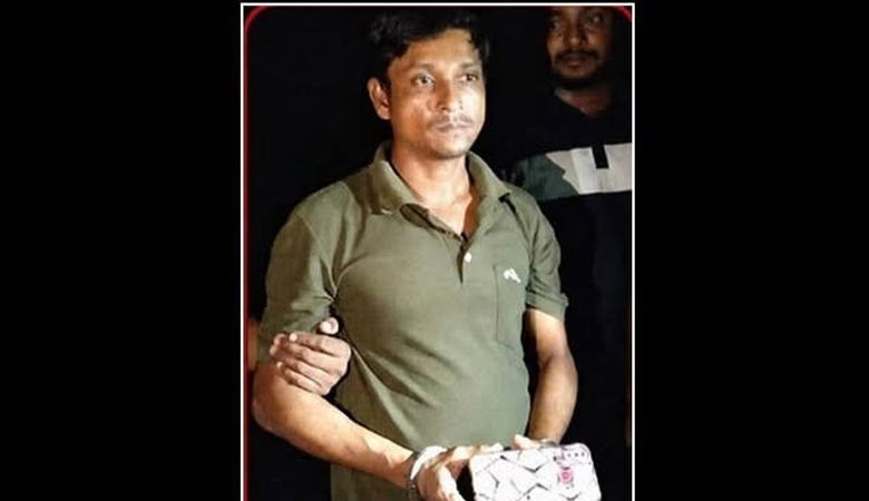 চট্টগ্রামে মা-মেয়েকে কুপিয়ে হত্যার ঘটনায় প্রধান আসামি গ্রেফতার