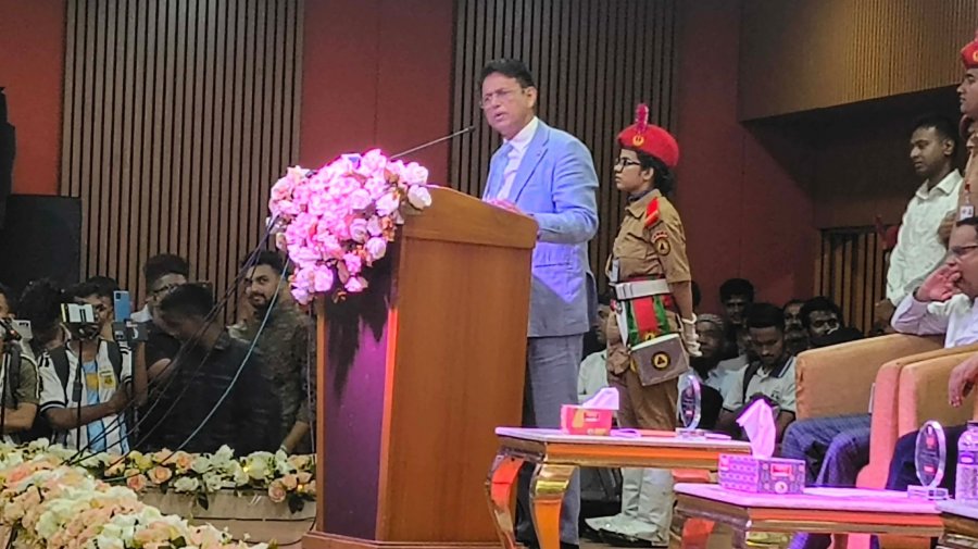 শিক্ষায় বাড়ছে বিনিয়োগ, বদলাচ্ছে শিক্ষাক্রম