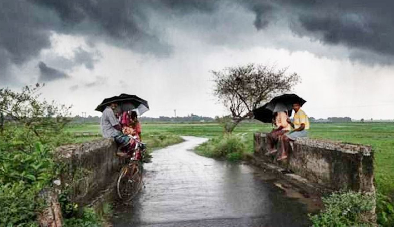 দুপুরের মধ্যে ১৩ অঞ্চলে ৬০ কিমি বেগে ঝড়ের শঙ্কা