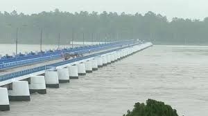 উজানের ঢলে পানি বাড়ছে তিস্তায়