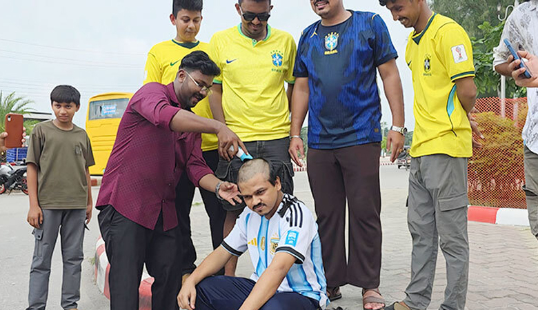 ব্রাজিলের জয়, মাথা ন্যাড়া করে কথা রাখলেন আর্জেন্টিনা সমর্থক