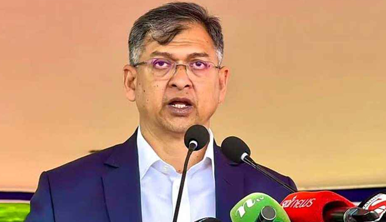 মোহাম্মদপুরের অপরাধীদের কড়া হুঁশিয়ারি স্বরাষ্ট্রমন্ত্রীর