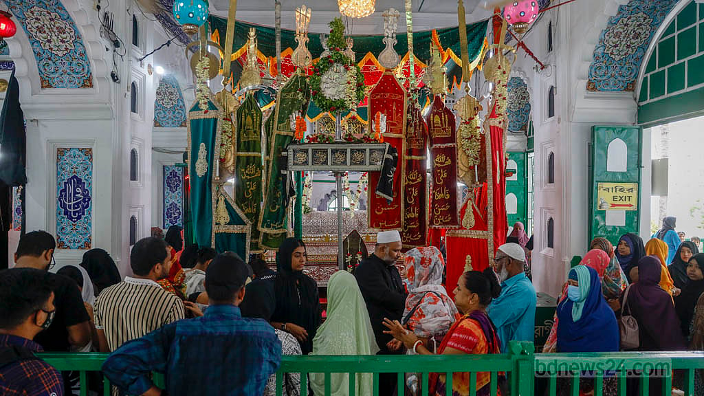 আশুরার শিক্ষা অন্যায়ের বিরুদ্ধে দাঁড়ানোর