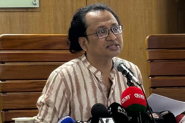 হাসিনার বক্তব্য প্রচার না করতে গণমাধ্যমকে আনুষ্ঠানিকভাবে জানাবে সরকার