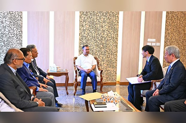 জাইকার অর্থায়নে উন্নয়ন প্রকল্পের অগ্রগতি নিয়ে প্রধানমন্ত্রীর সঙ্গে আলোচনা