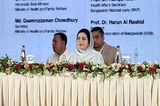দেশের ৩৮ জেলায় নেই আইসিইউ, বাড়ছে নিবিড় পরিচর্যাসেবার সংকট