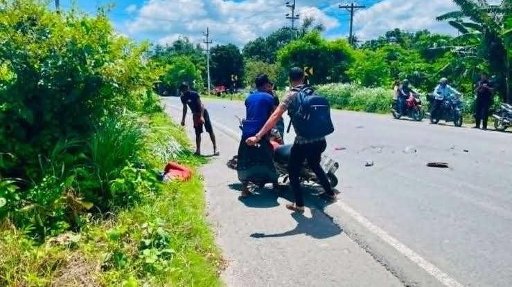 খুলনায় গলা কেটে ভ্যানচালক হত্যা, তদন্তে পুলিশ