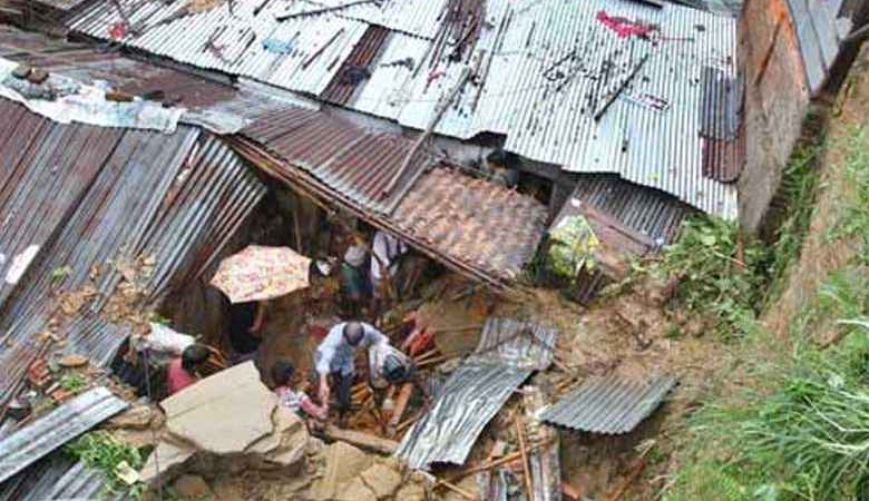 বান্দরবানে ঘুমন্ত অবস্থায় পাহাড়ধসে শিশুসহ ৫ জন নিহত