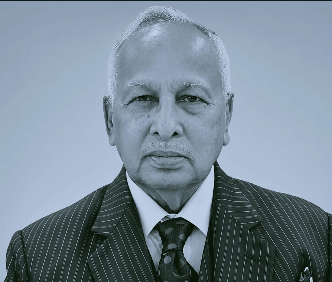 সংসদ চত্বরে হবে শেষ শয্যা, রাজনৈতিক অঙ্গনে শোকের ছায়া