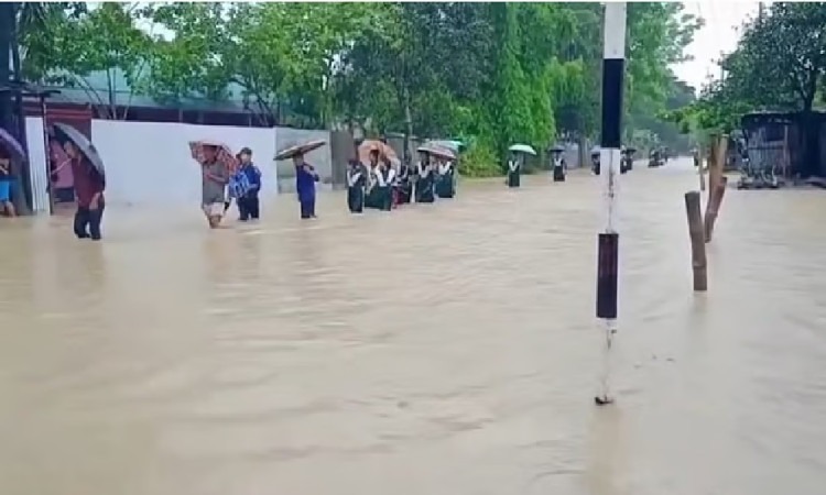বন্যা পরিস্থিতিতে চট্টগ্রাম বোর্ডের এইচএসসি পরীক্ষা আবার স্থগিত
