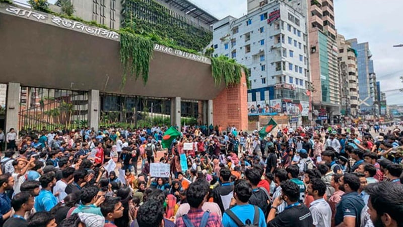 বেসরকারি বিশ্ববিদ্যালয়ের প্রতিরোধে বদলে যায় জুলাই আন্দোলনের গতি