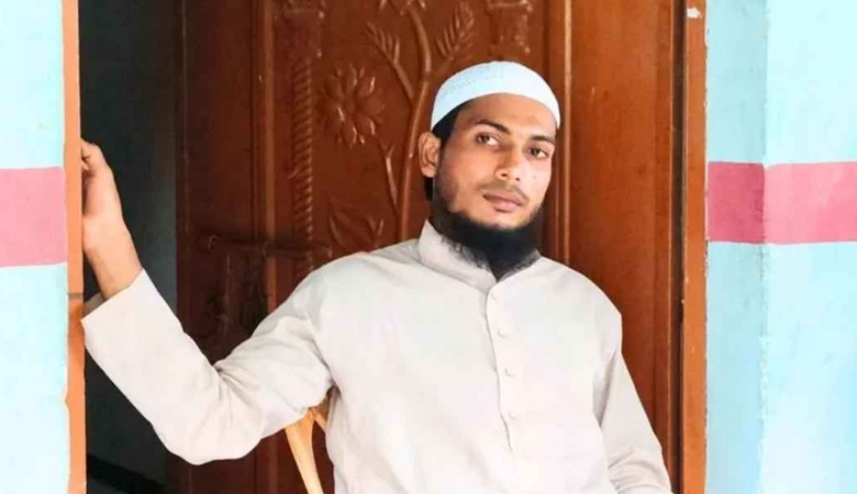 শিশুকে বলাৎকারের সময় হুজুর মাথায় হাত দিয়ে বলেন, ‘মনে করো তুমি স্বপ্ন দেখতেছ’