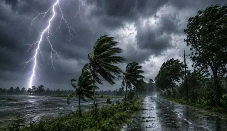 দুপুরের মধ্যে ঢাকাসহ ১০ অঞ্চলে ৬০ কিলোমিটার বেগে ঝড়ের আশঙ্কা