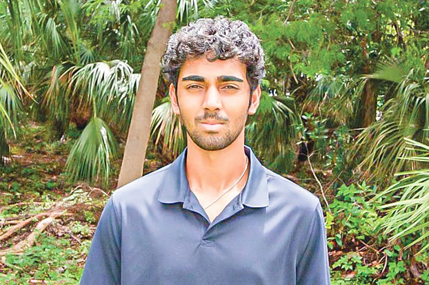 ১৮ বছরেই অধ্যাপক নাথান, গড়লেন বিশ্ব রেকর্ড