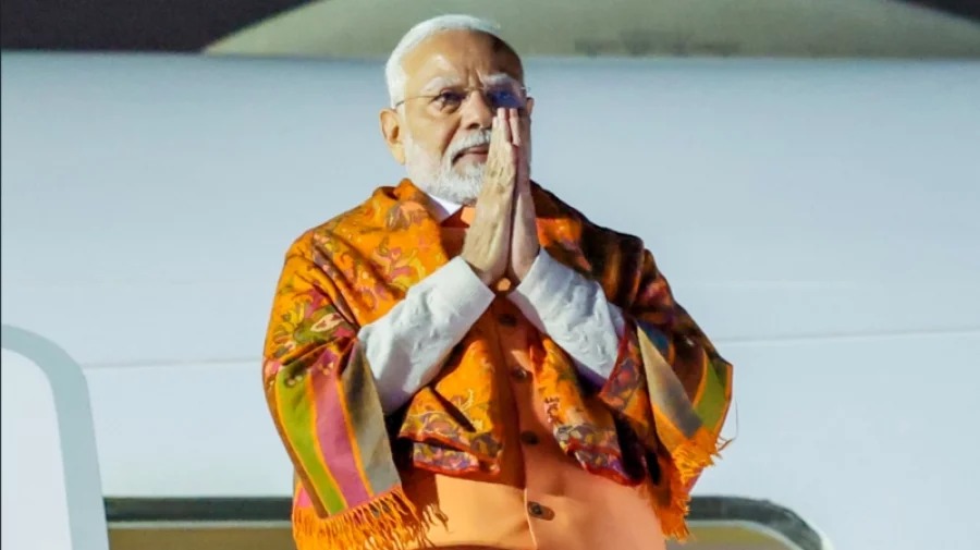 মোদিকে গালির ঘটনায় ক্ষমার আহ্বান, তরুণীর অনুতাপ