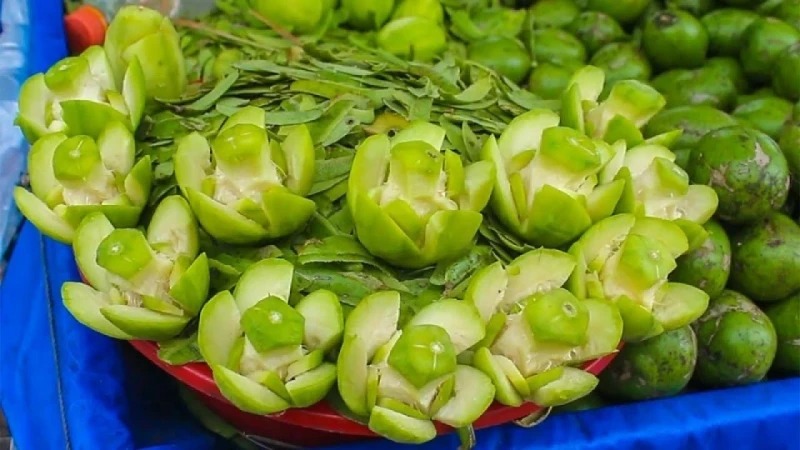 দীর্ঘমেয়াদি বিভিন্ন রোগের ঝুঁকি কমায় আমড়া