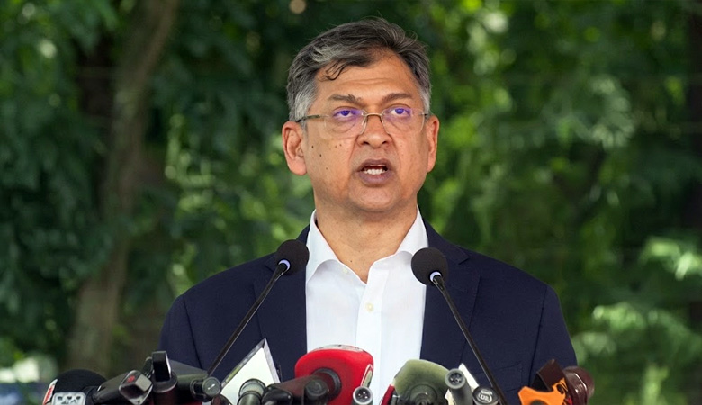 পুলিশ কোনো বিশেষ দল বা গোষ্ঠীর লাঠিয়াল বাহিনী নয়: স্বরাষ্ট্রমন্ত্রী