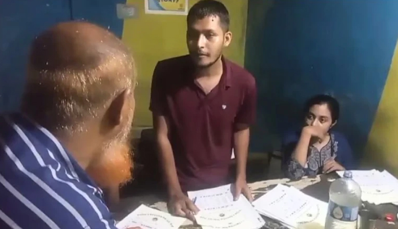 চায়ের দোকানে এইচএসসির খাতা মূল্যায়ন, শিক্ষককে শোকজ