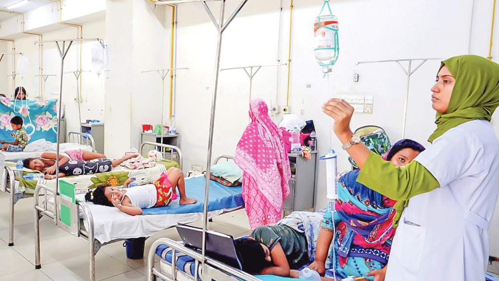 ডেঙ্গুতে এক দিনে তিন মৃত্যু, হাসপাতালে ভর্তি ৫৮০ জন