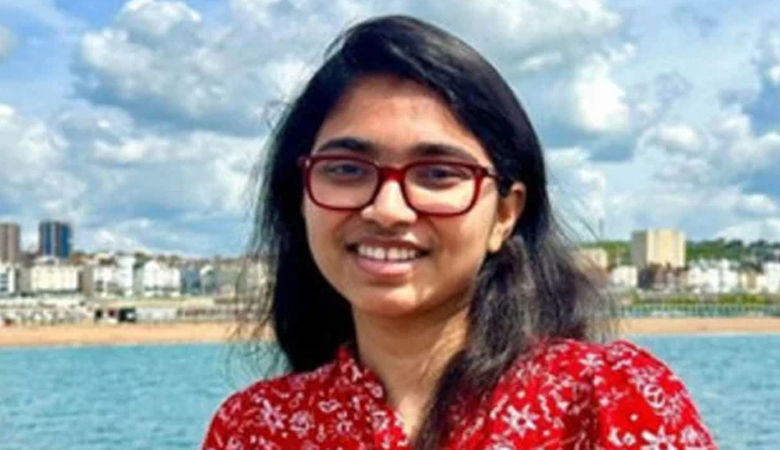 বিদ্যুৎ বিল নিয়ে বিতর্ক: ক্ষমা চেয়ে গণশুনানির আহ্বান তাসনিম জারার