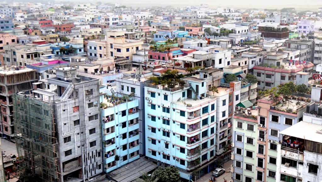 রাজধানী যখন আতঙ্কের প্রতীক, নিরাপত্তা সংস্কারে আর বিলম্ব নয়