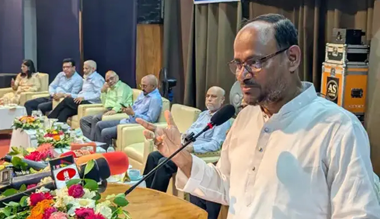 প্রতিটি বিভাগে ভেটেরিনারি হাসপাতাল হবে: প্রতিমন্ত্রী