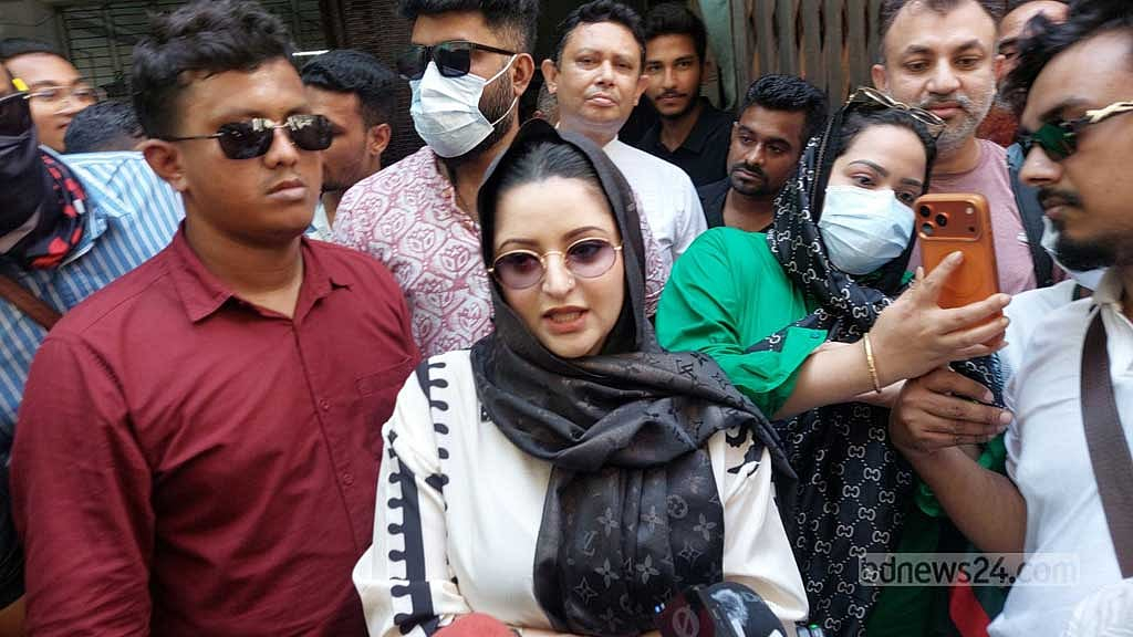 আদালতে এসে পরীমনি বললেন, ‘এগুলো মেন্টাল টর্চার’
