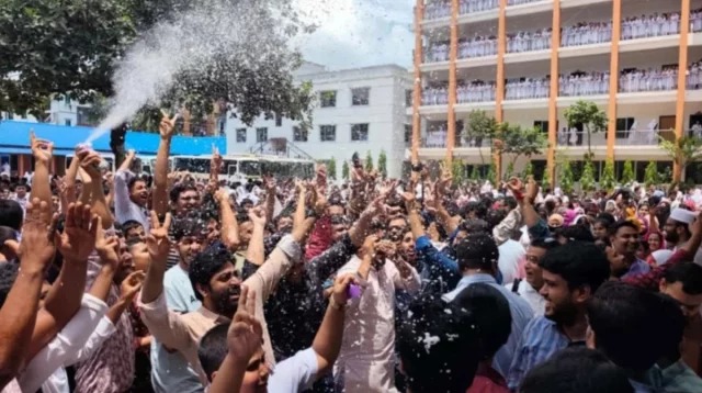 এসএসসিতে আবারো শতভাগ জিপিএ-৫ পেল নাছিমা কাদির মোল্লা বিদ্যালয়