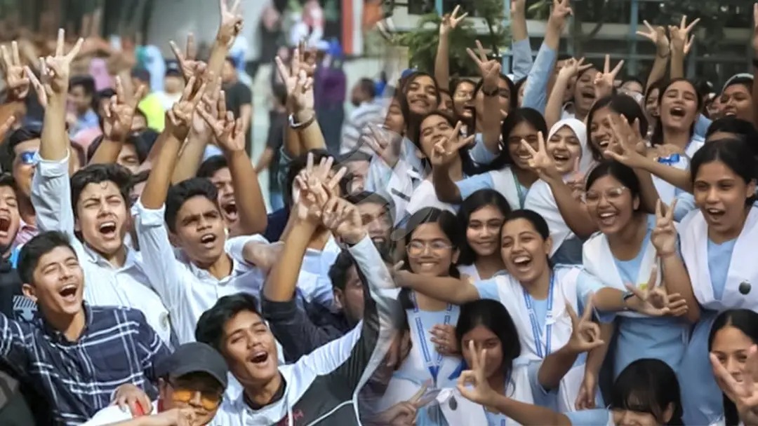এসএসসির ফলে বড় ধস, ১৯ বছরের মধ্যে সর্বনিম্ন পাস