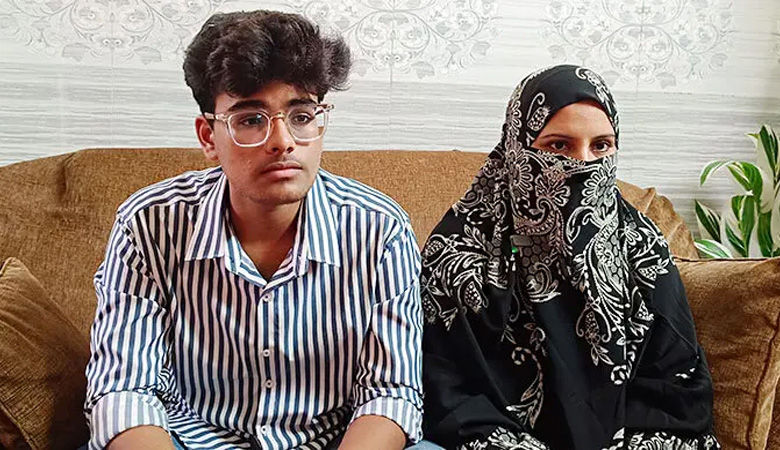 ছেলের সঙ্গে এসএসসি দিয়ে মা-ছেলে দুজনই পেয়েছেন জিপিএ-৫