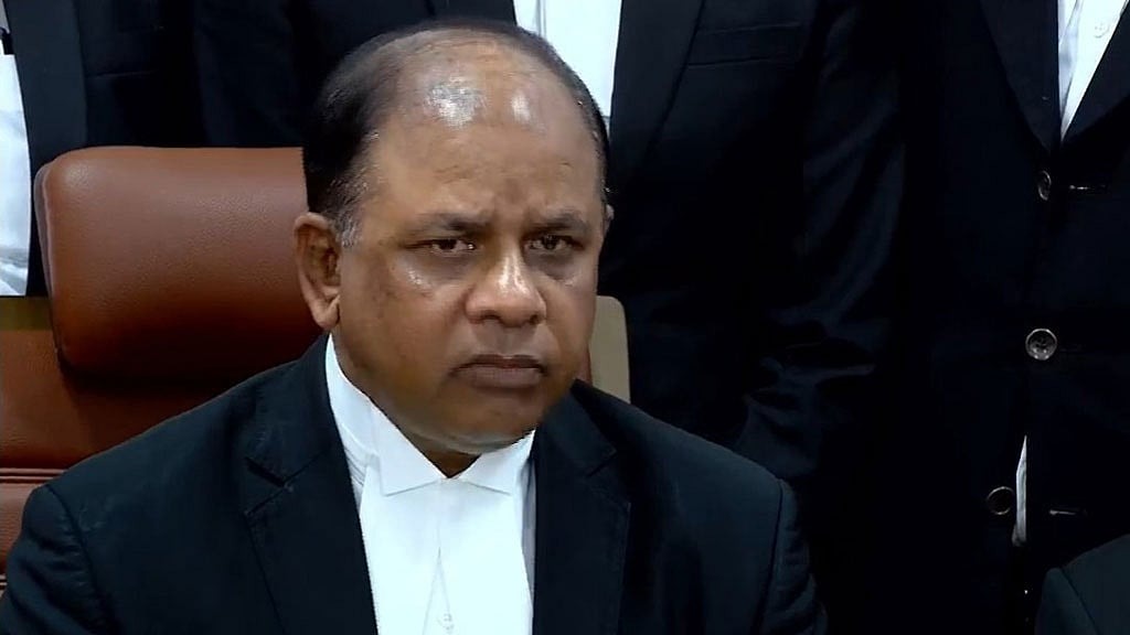 ওবায়দুল কাদেরকে ‘রাজনৈতিক জোকার’ বললেন প্রধান কৌঁসুলি