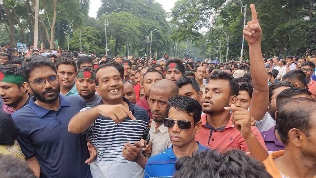 প্রধানমন্ত্রীর ধন্যবাদ, ছাত্রদলের দুঃখপ্রকাশ; নতুন কমিটির আভাস