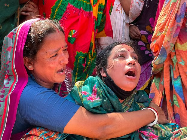 গ্যাসমুক্ত না করেই জাহাজ কাটায় সীতাকুণ্ডে ৯ মৃত্যু