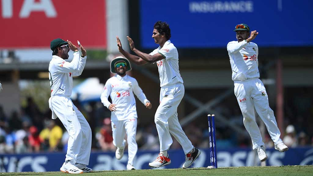 অস্ট্রেলিয়ার মাটিতে ঐতিহাসিক জয়ের দ্বারপ্রান্তে বাংলাদেশ