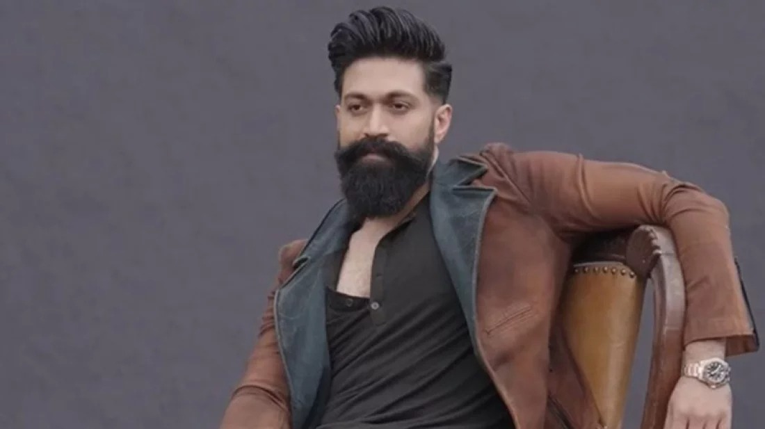 ‘টক্সিক’-এ অশালীনতা নেই বললেন যশ