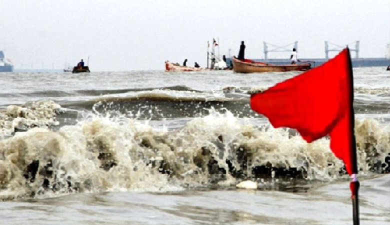 সমুদ্রবন্দরে ৩ নম্বর সতর্ক সংকেত