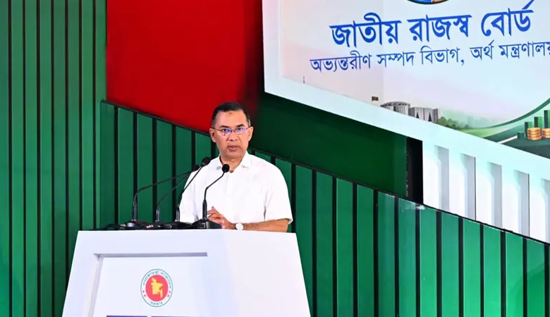 সৎ ও দক্ষ অফিসারদের আরো বেশি কাজের সুযোগ করে দিতে চাই: প্রধানমন্ত্রী